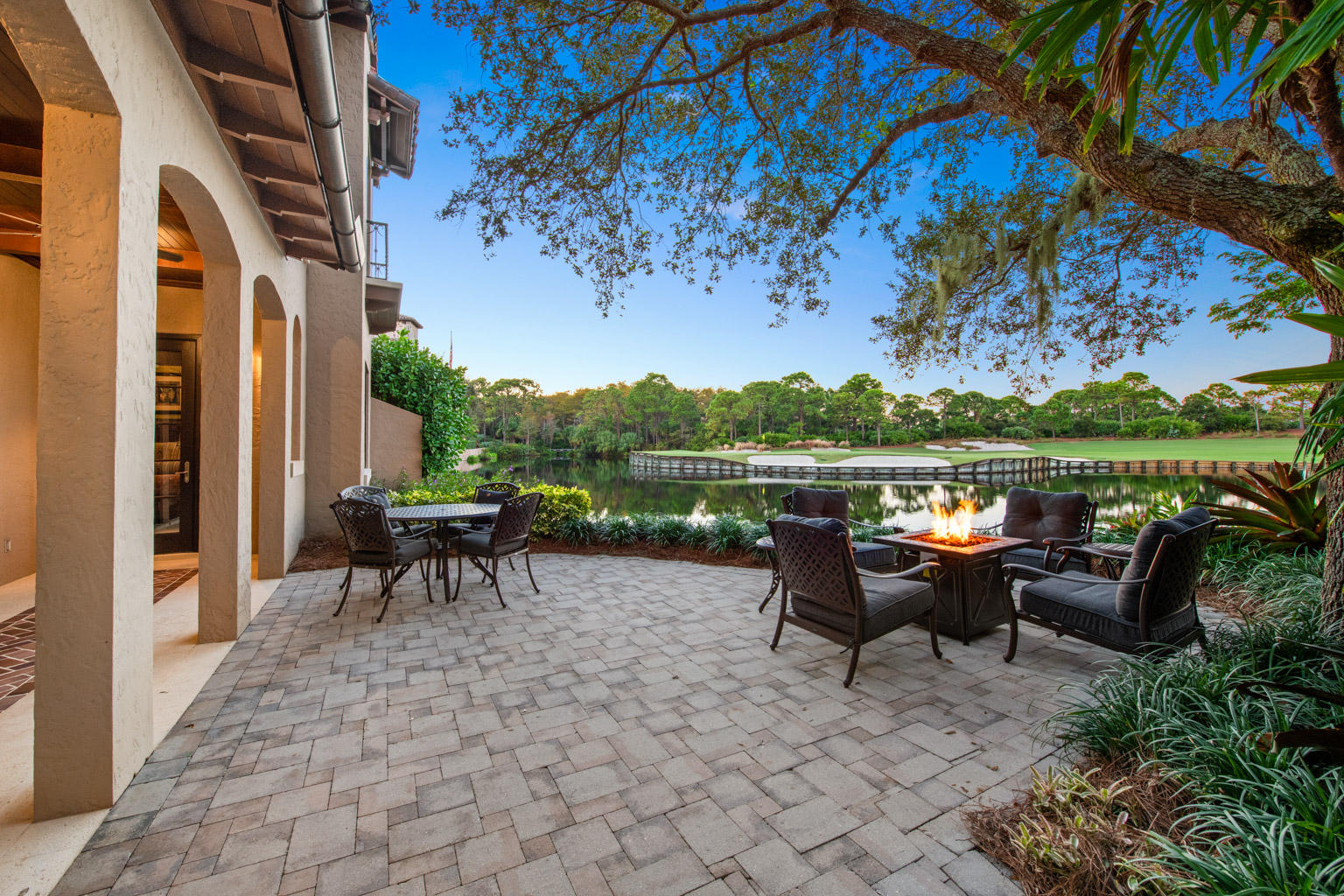 304 Villa Drive Jupiter, FL 33477 - Photo 39 of 48 9701 Collins Ave Unit 2702 - RESIZED (30