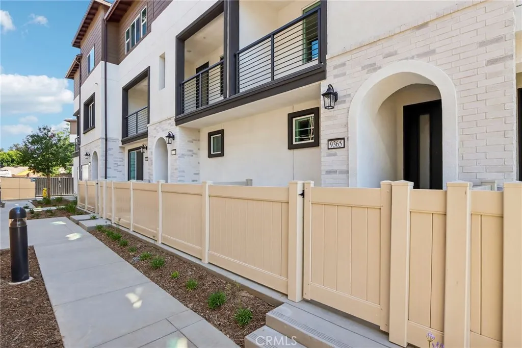 9563 Hannah Way Riverside, CA 92504 - Photo 1 of 31 Gallery Image 1