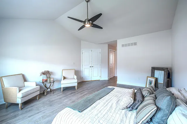 $4,100 | 3075 North Spurway Drive, Ann Arbor, MI 48105