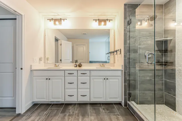 $4,100 | 3075 North Spurway Drive, Ann Arbor, MI 48105