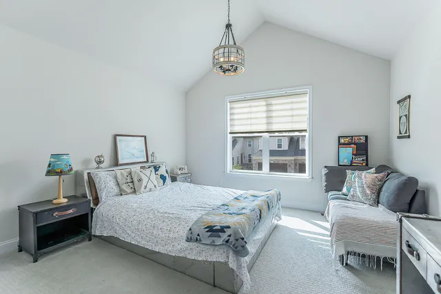 $4,100 | 3075 North Spurway Drive, Ann Arbor, MI 48105