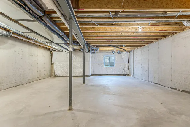 $4,100 | 3075 North Spurway Drive, Ann Arbor, MI 48105