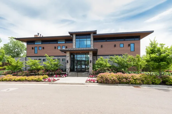 $4,100 | 3075 North Spurway Drive, Ann Arbor, MI 48105