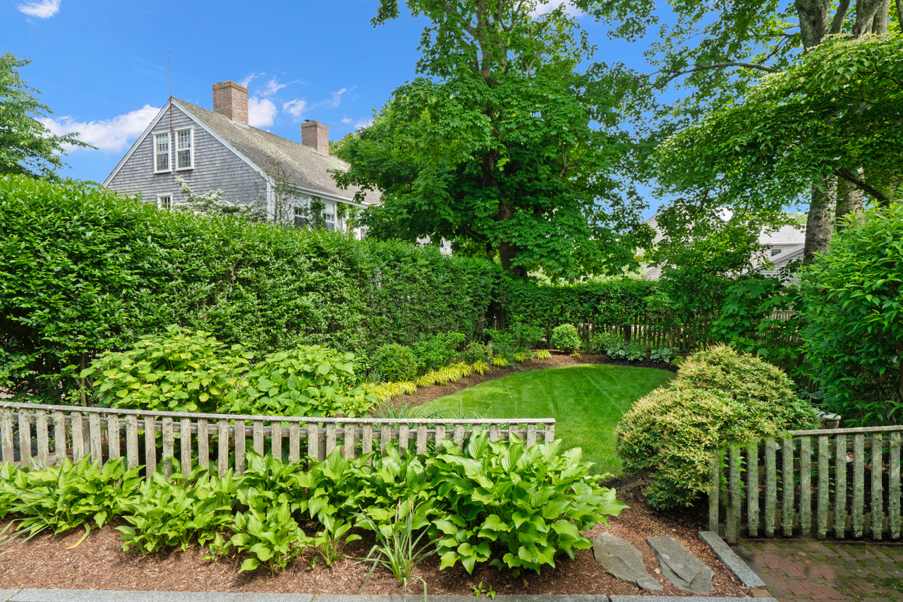 10 Milk Street Nantucket, MA 02554 - Photo 30 of 32