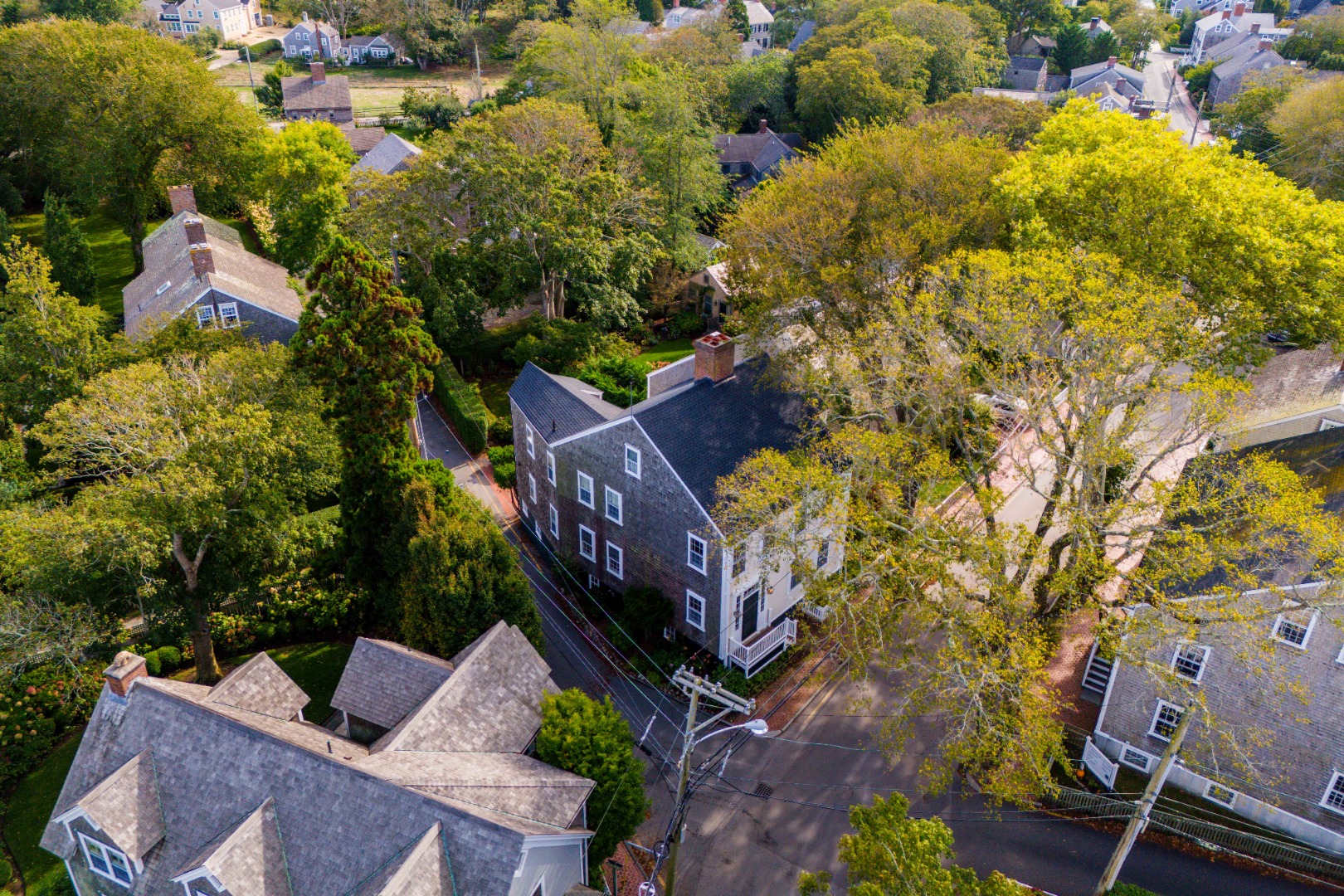 10 Milk Street Nantucket, MA 02554 - Photo 3 of 32