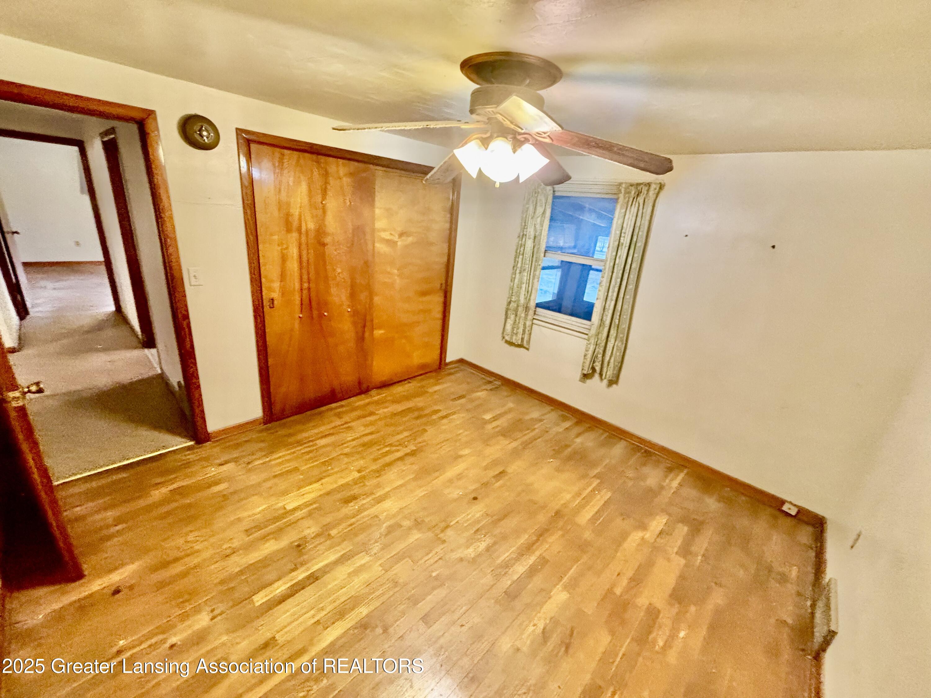 2174 South Cochran Road Charlotte, MI 48813 - Photo 27 of 38 IMG_1252