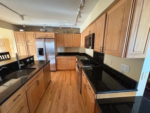 $4,200 | 505 Bay Road, Unit 1, Hamilton, MA 01982