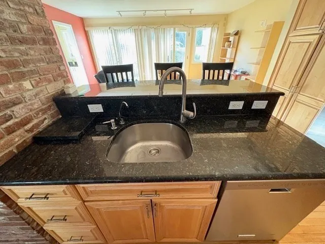 $4,200 | 505 Bay Road, Unit 1, Hamilton, MA 01982