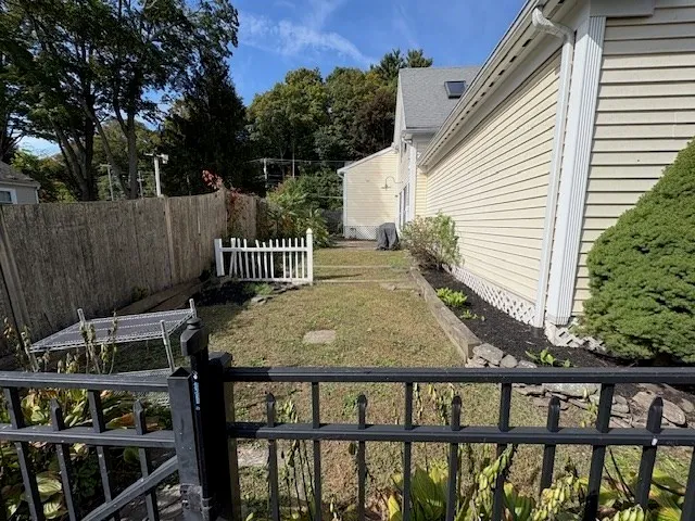 $4,200 | 505 Bay Road, Unit 1, Hamilton, MA 01982