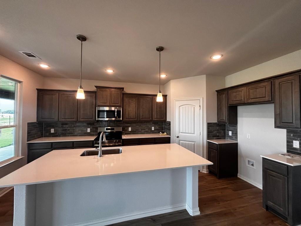 140 Hillview Trail Decatur, TX 76234 - Photo 9 of 16