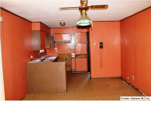 715 Hutto Hill Road Anniston, AL 36201 - Photo 5 of 30