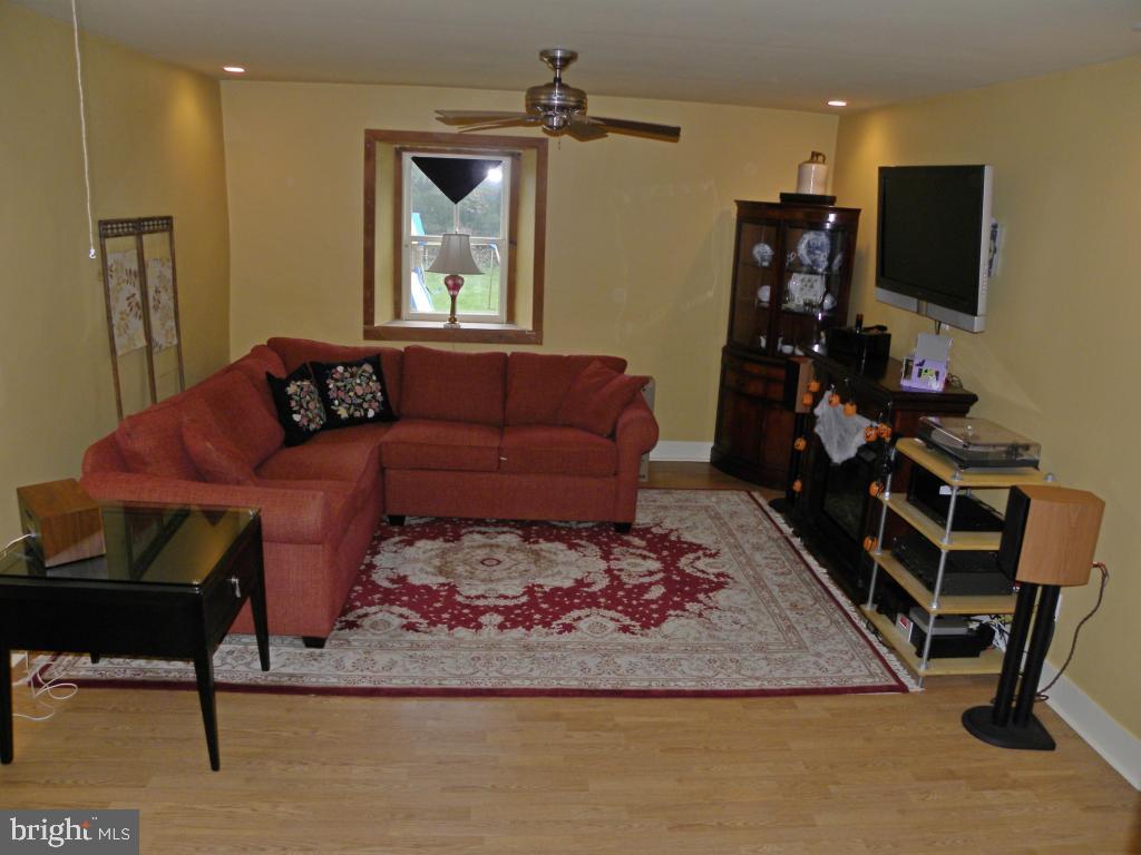 53 Petersburg Road Lancaster, PA 17601 - Photo 8 of 22 Gallery Image 8