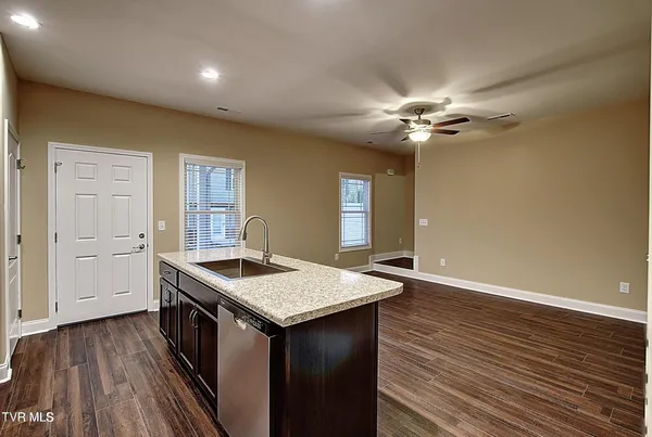 $1,900 | 189 Chucks Alley, Unit 1R 2, Jonesborough, TN 37659