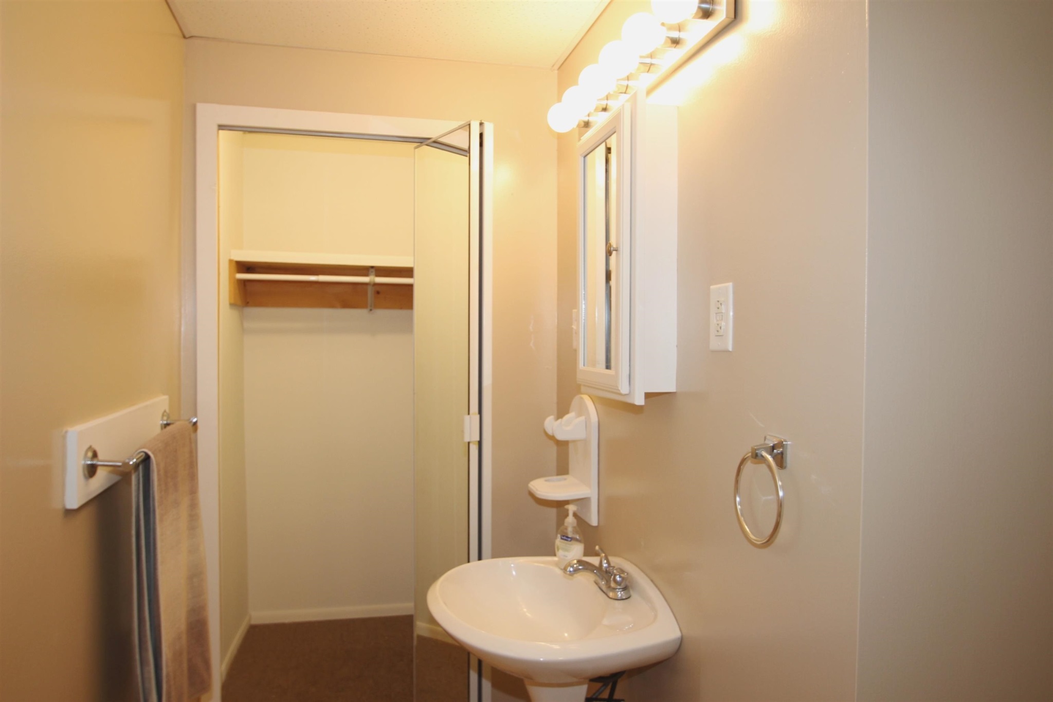 1323 Vernon Street Wabash, IN 46992 - Photo 15 of 24