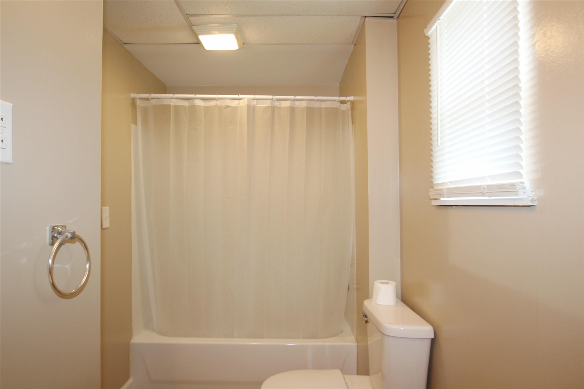 1323 Vernon Street Wabash, IN 46992 - Photo 16 of 24