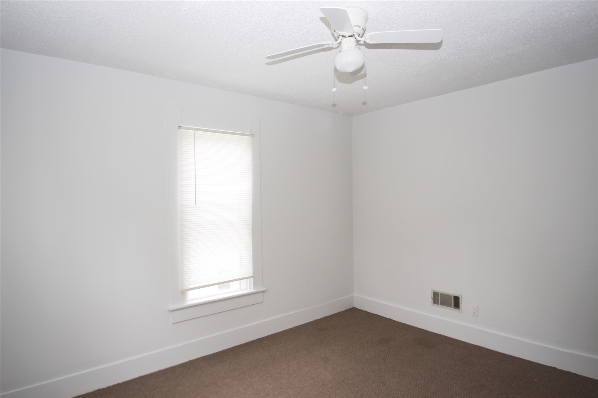 1323 Vernon Street Wabash, IN 46992 - Photo 18 of 24