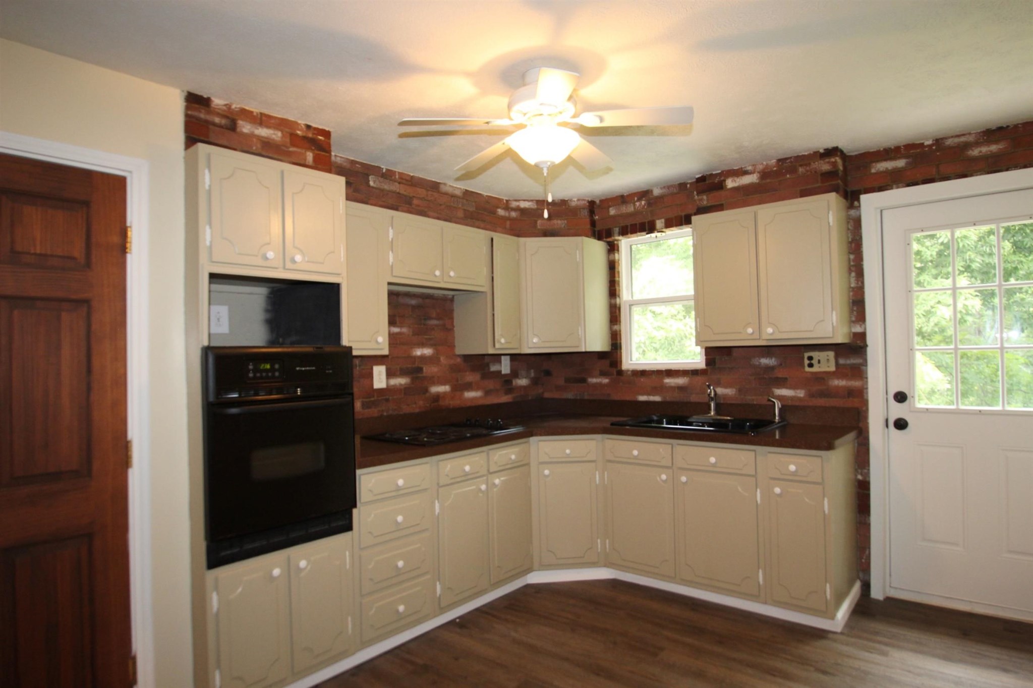 1323 Vernon Street Wabash, IN 46992 - Photo 10 of 24