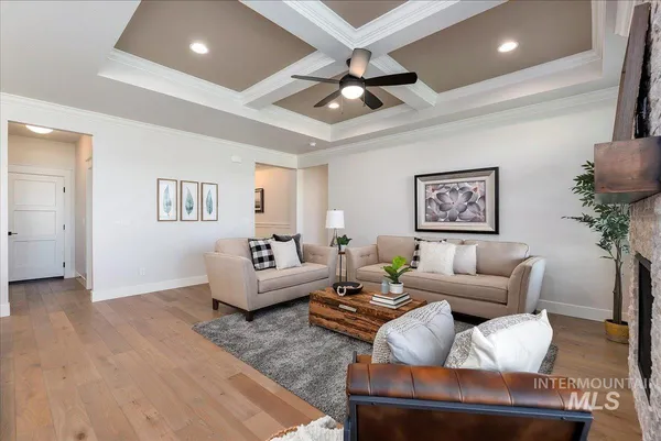 $684,900 | 6638 North Spindrift Way, Meridian, ID 83646