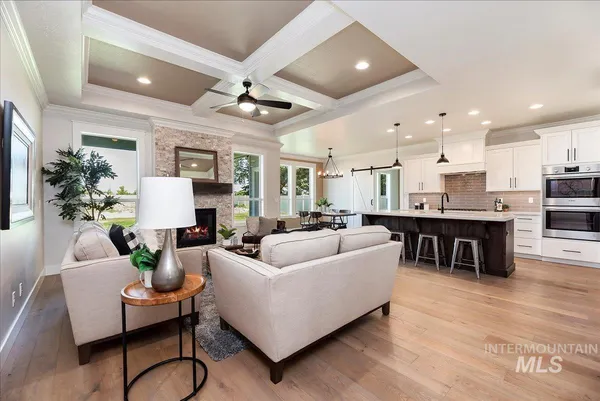 $684,900 | 6638 North Spindrift Way, Meridian, ID 83646