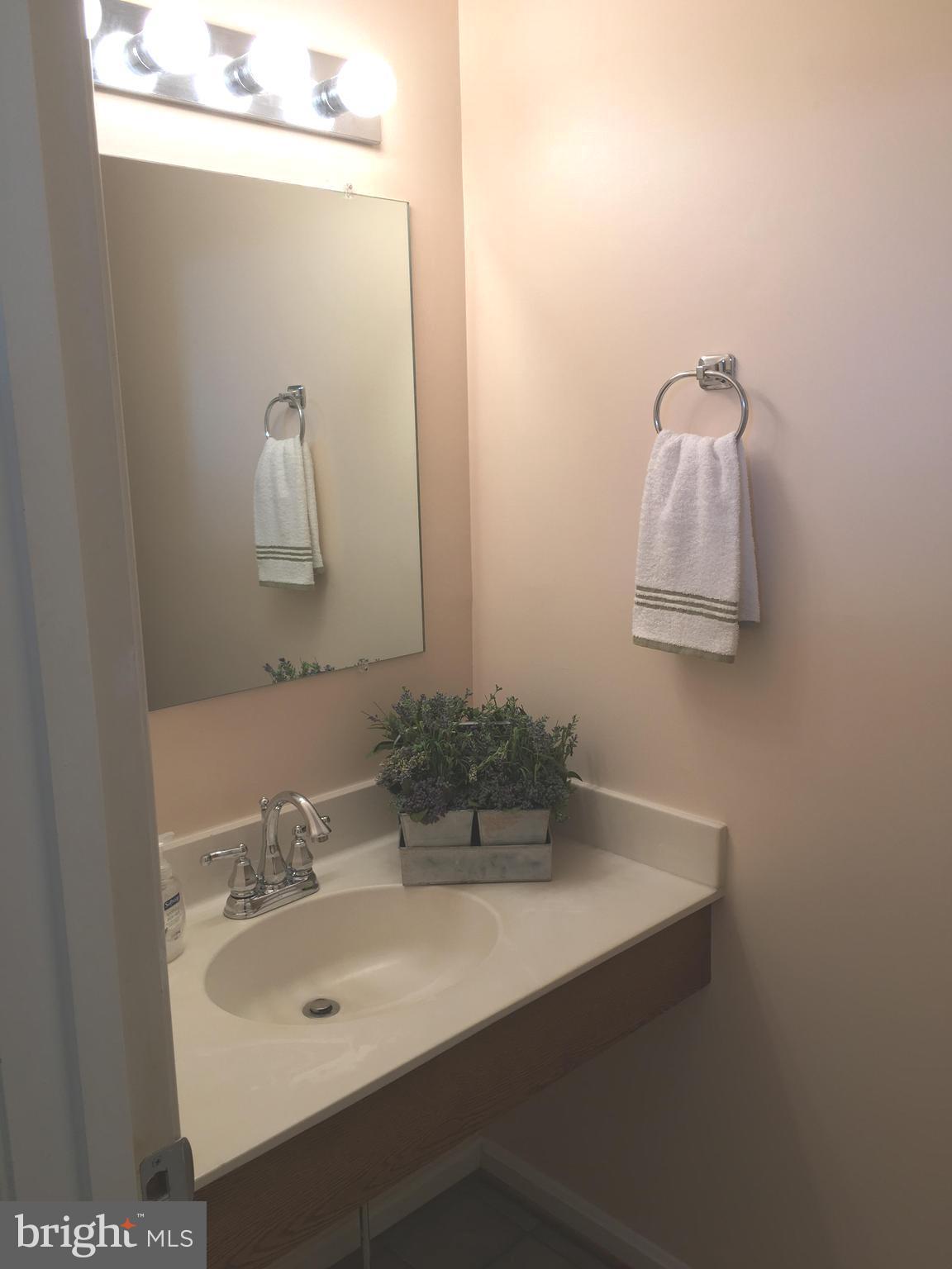 13 Hunters Gate Court Silver Spring, MD 20904 - Photo 5 of 30 Bath