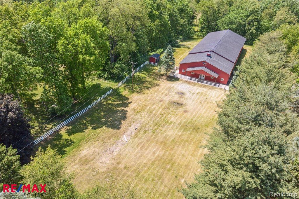 6345 Mack Road Howell, MI 48855 - Photo 45 of 54