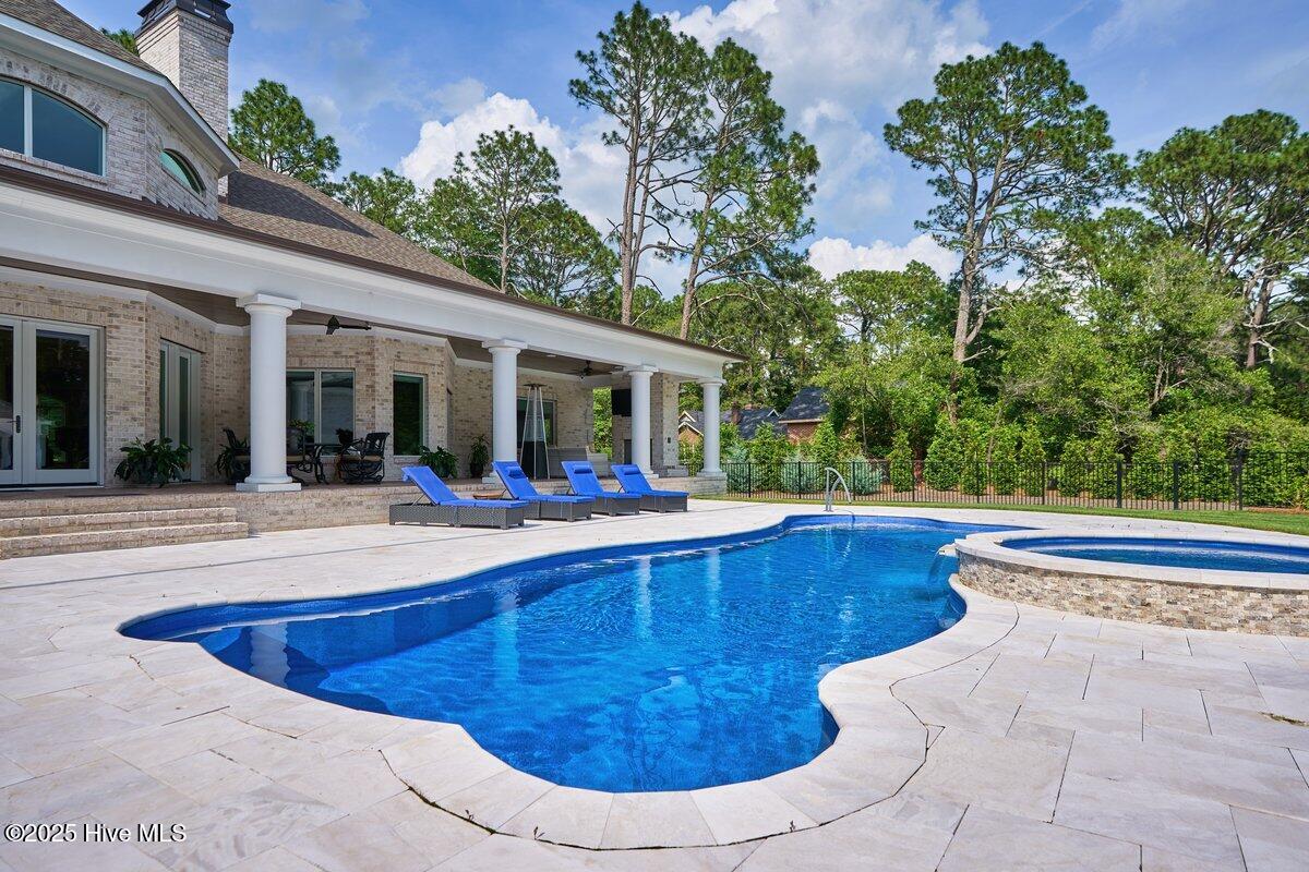 2270 Midland Road Pinehurst, NC 28387 - Photo 81 of 91 Pool and spa