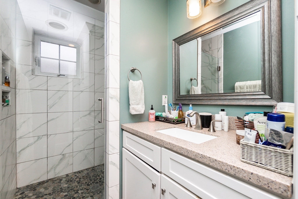 42 Richardson Road Belmont, MA 02478 - Photo 17 of 28