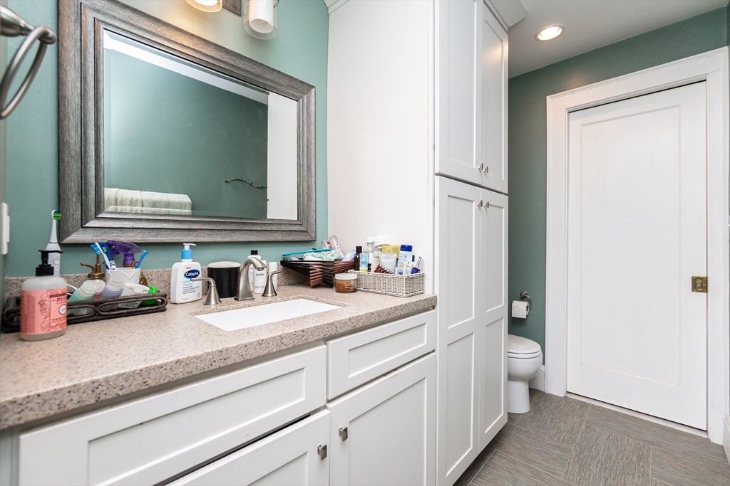 42 Richardson Road Belmont, MA 02478 - Photo 18 of 28