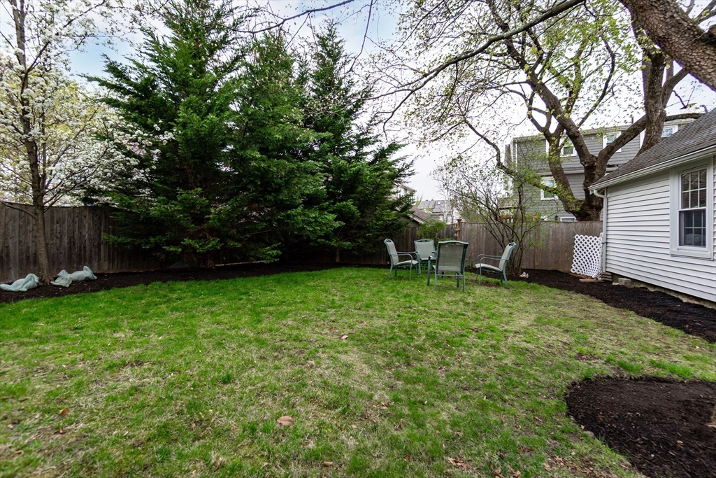 42 Richardson Road Belmont, MA 02478 - Photo 27 of 28