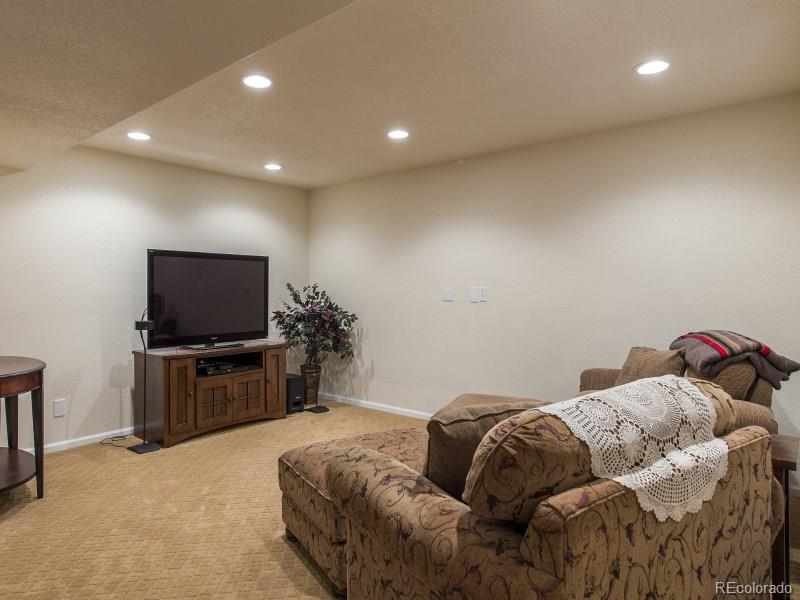6411 Trailhead Road Highlands Ranch, CO 80130 - Photo 31 of 35