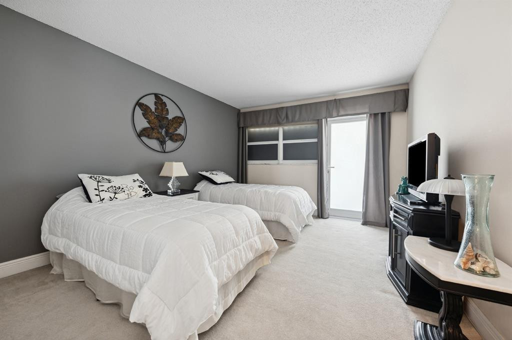 328 North Ocean Boulevard, Unit 1007 Pompano Beach, FL 33062 - Photo 12 of 15 Photo 12