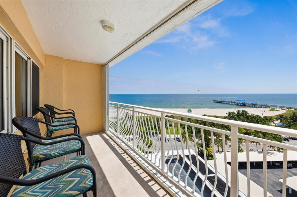 328 North Ocean Boulevard, Unit 1007 Pompano Beach, FL 33062 - Photo 2 of 15 Photo 2