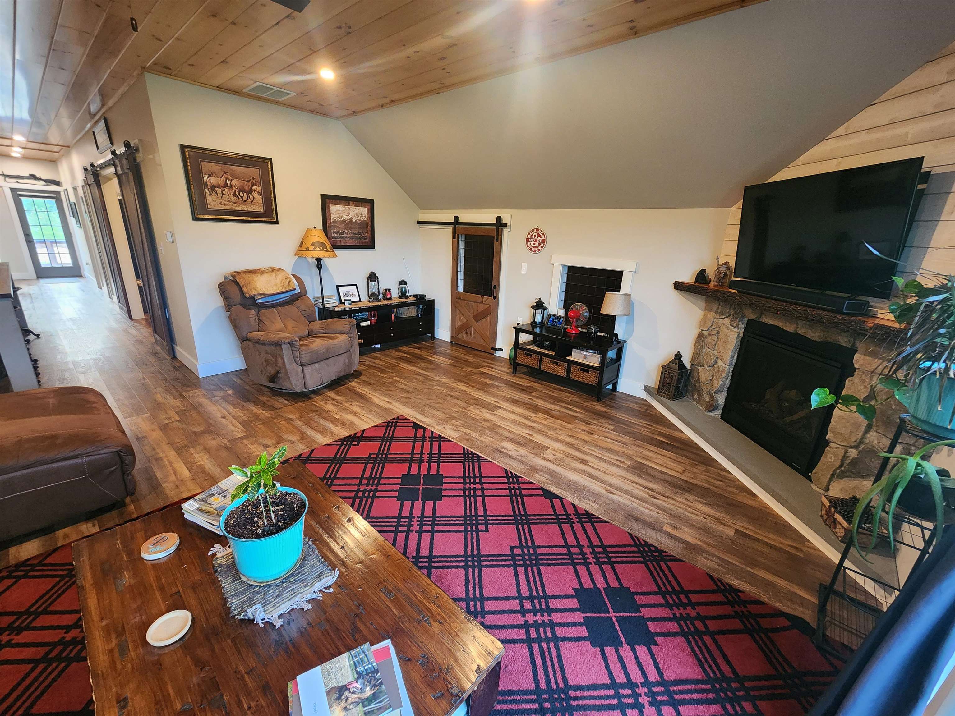 22 Mackenna Way Errol, NH 03579 - Photo 18 of 60