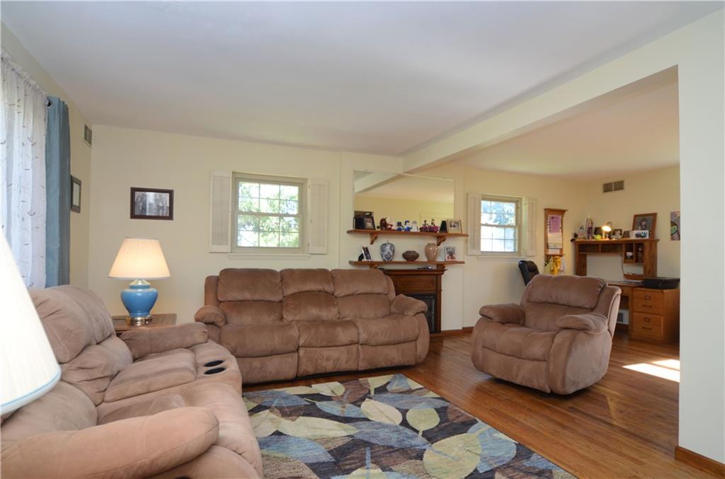 575 Tuscarawas Road Beaver, PA 15009 - Photo 3 of 25 Gallery Image 3
