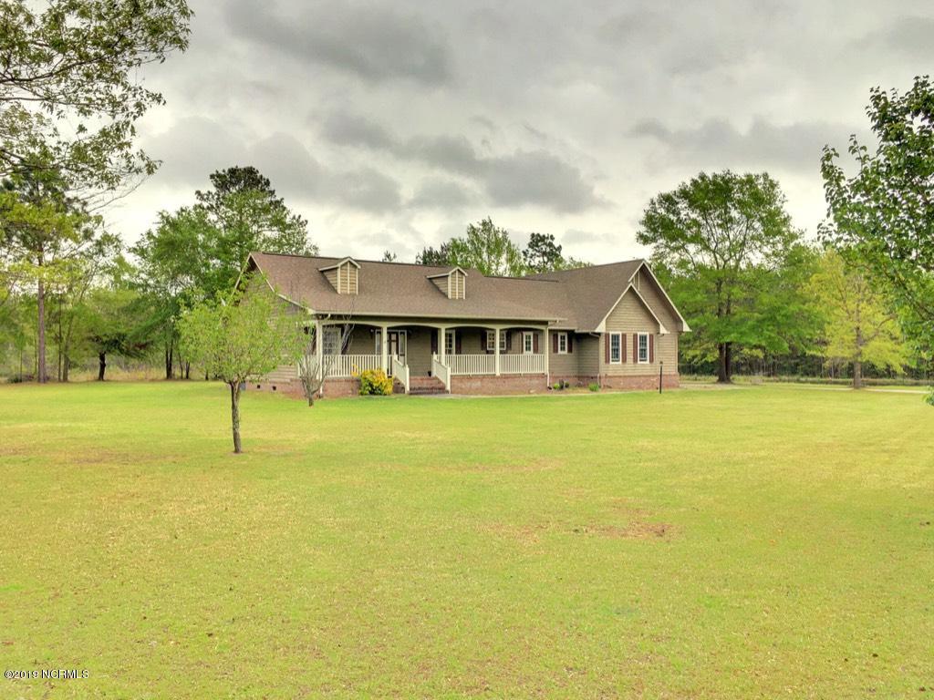 316 Batchelor Road Richlands, NC 28574 - Photo 8 of 67 018