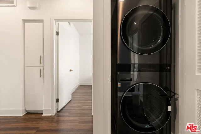 $6,495 | 6074 West Studio Court, Los Angeles, CA 90038