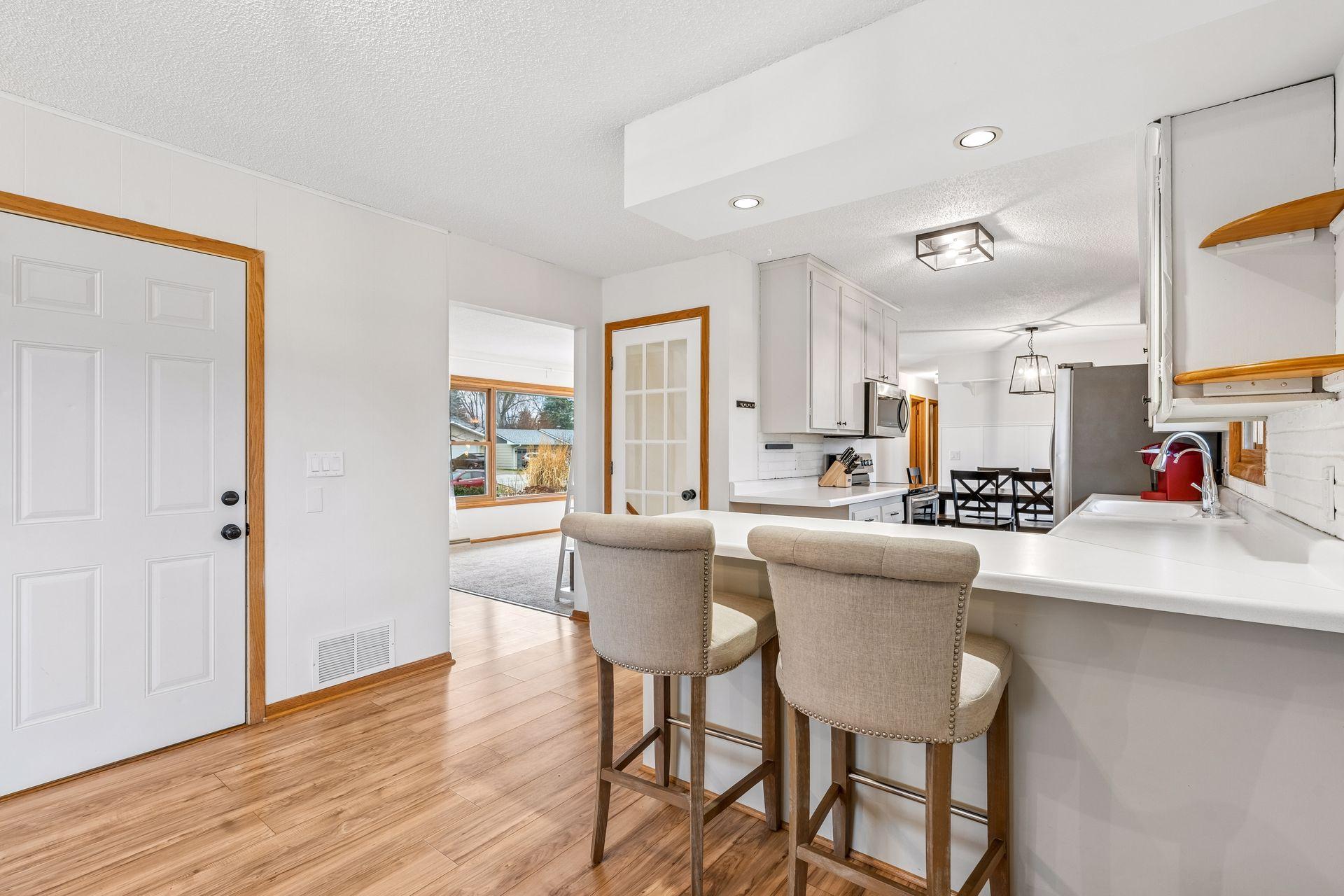 2403 Inca Lane New Brighton, MN 55112 - Photo 14 of 57