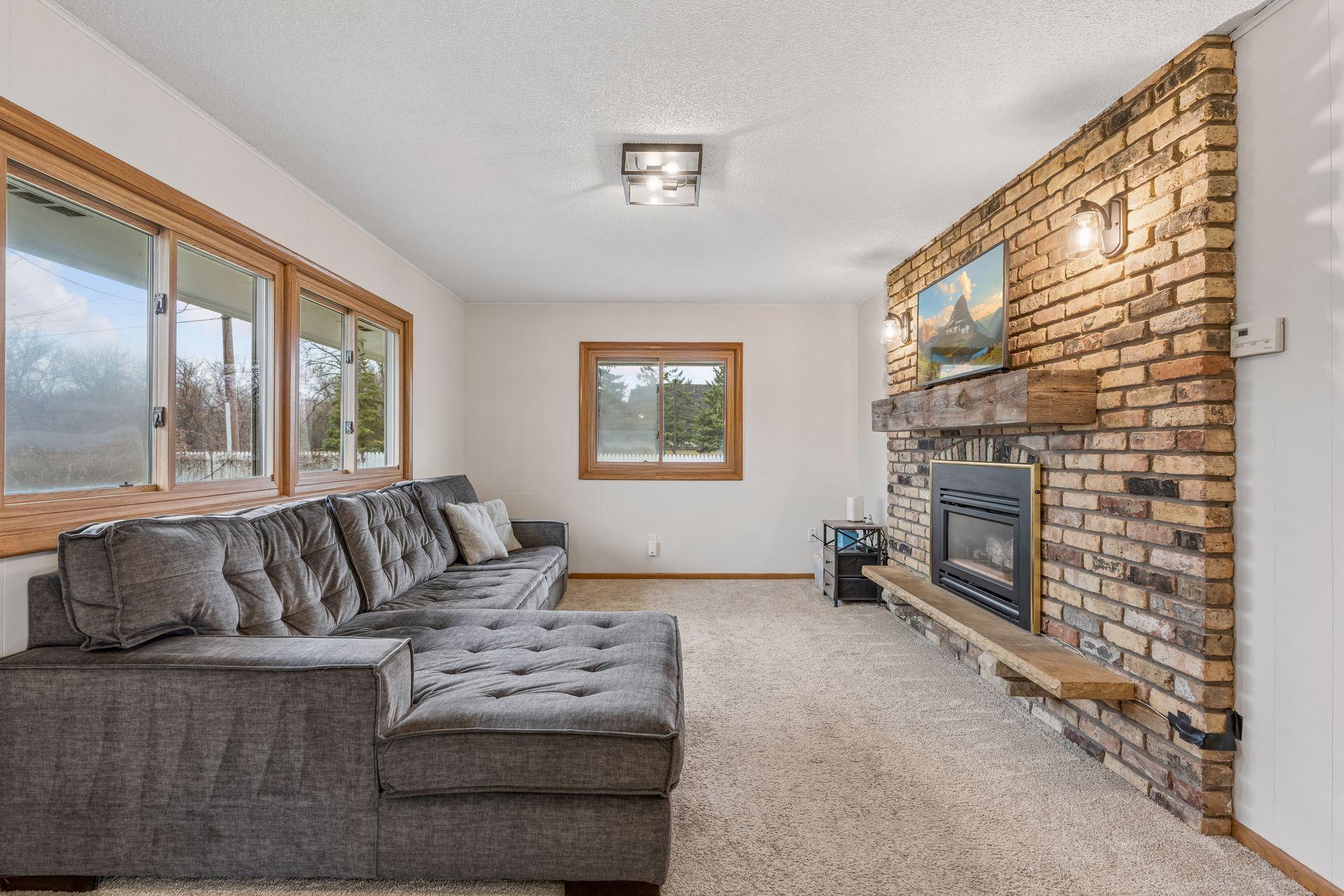 2403 Inca Lane New Brighton, MN 55112 - Photo 9 of 57