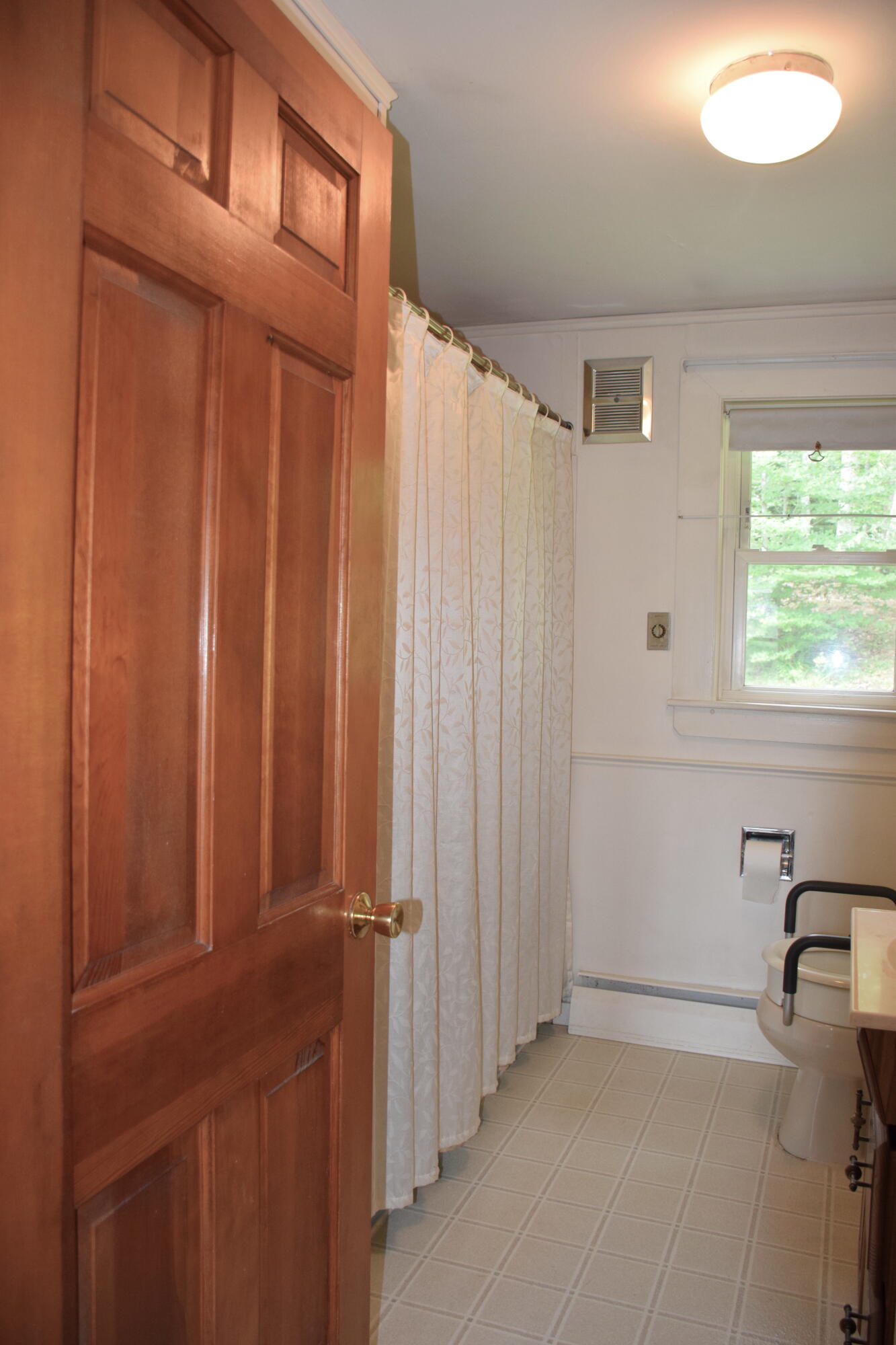 199 Hallowell Road Pownal, ME 04069 - Photo 15 of 28 14DSC_0110