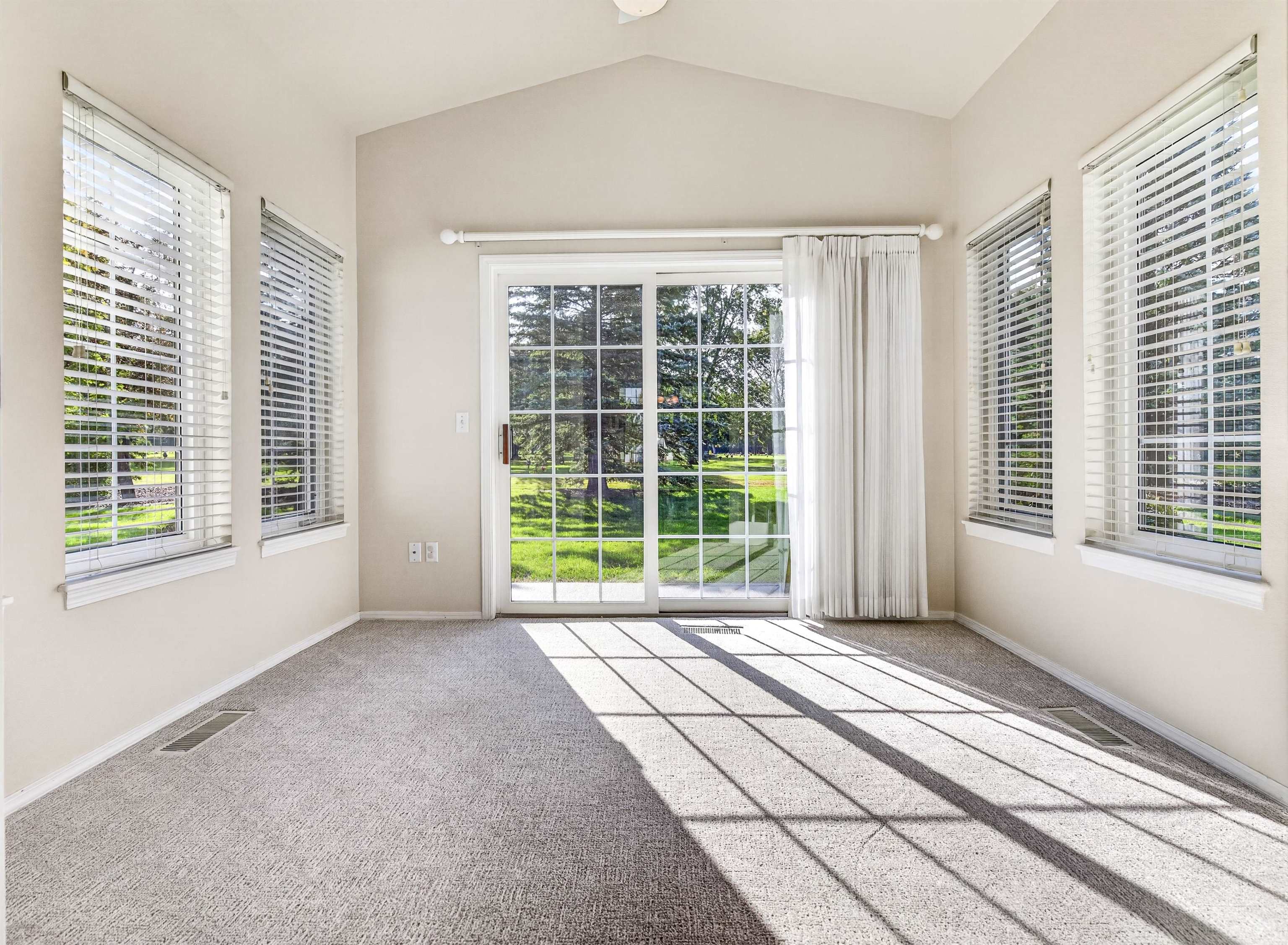1057 Windtree Drive, Unit 48 Appleton, WI 54914 - Photo 30 of 54 Gallery Image 30