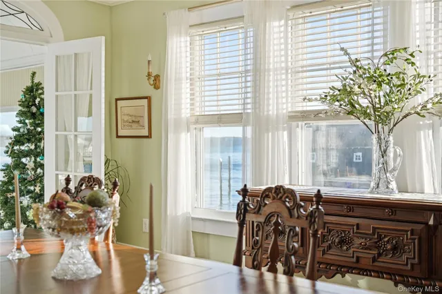 $1,200,000 | 260 Ocean Avenue, Amityville, NY 11701