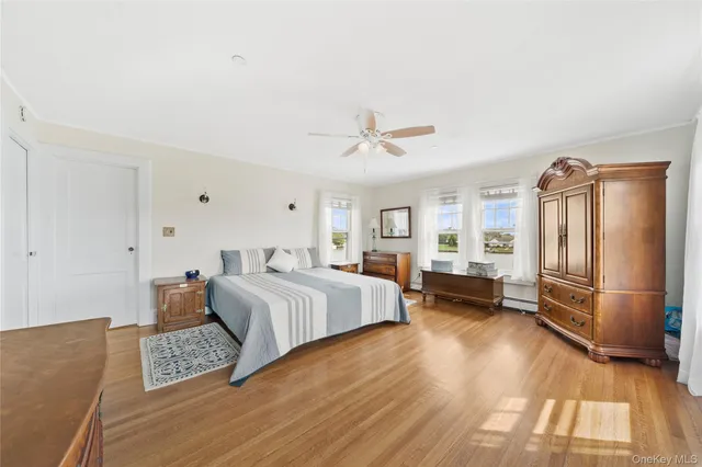 $1,200,000 | 260 Ocean Avenue, Amityville, NY 11701