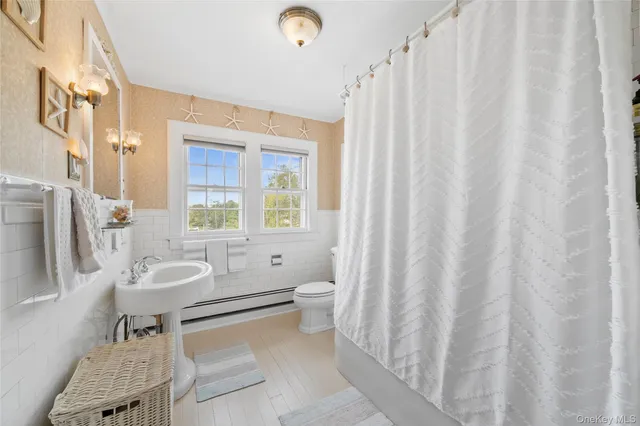 $1,200,000 | 260 Ocean Avenue, Amityville, NY 11701