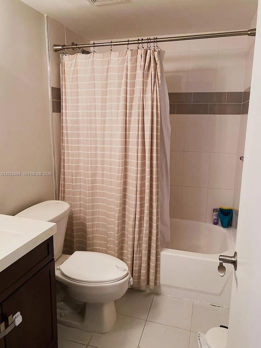 2775 West 52nd Street, Unit 206 Hialeah, FL 33016 - Photo 8 of 28