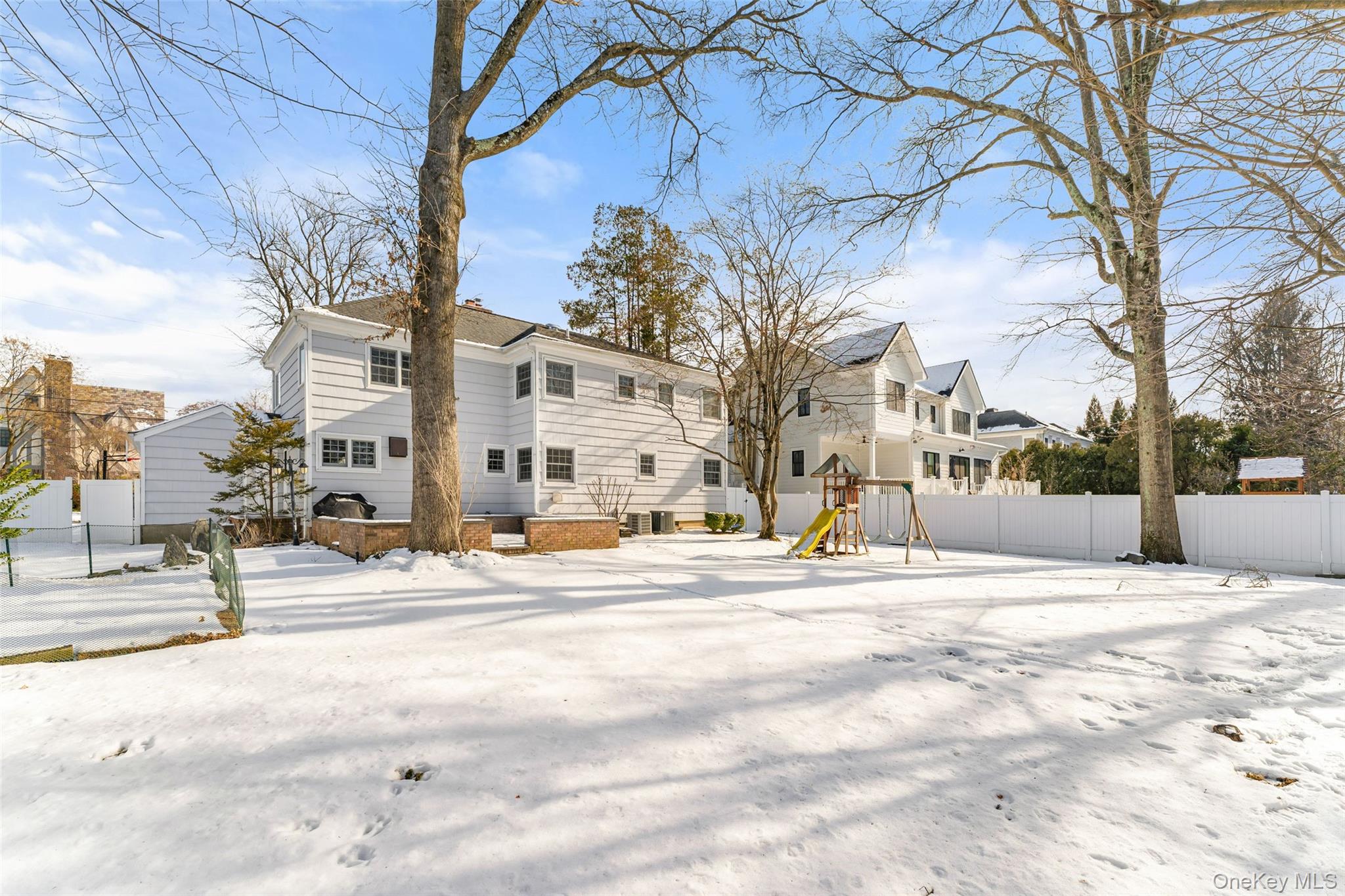 14 Wakefield Road Scarsdale, NY 10583 - Photo 23 of 27