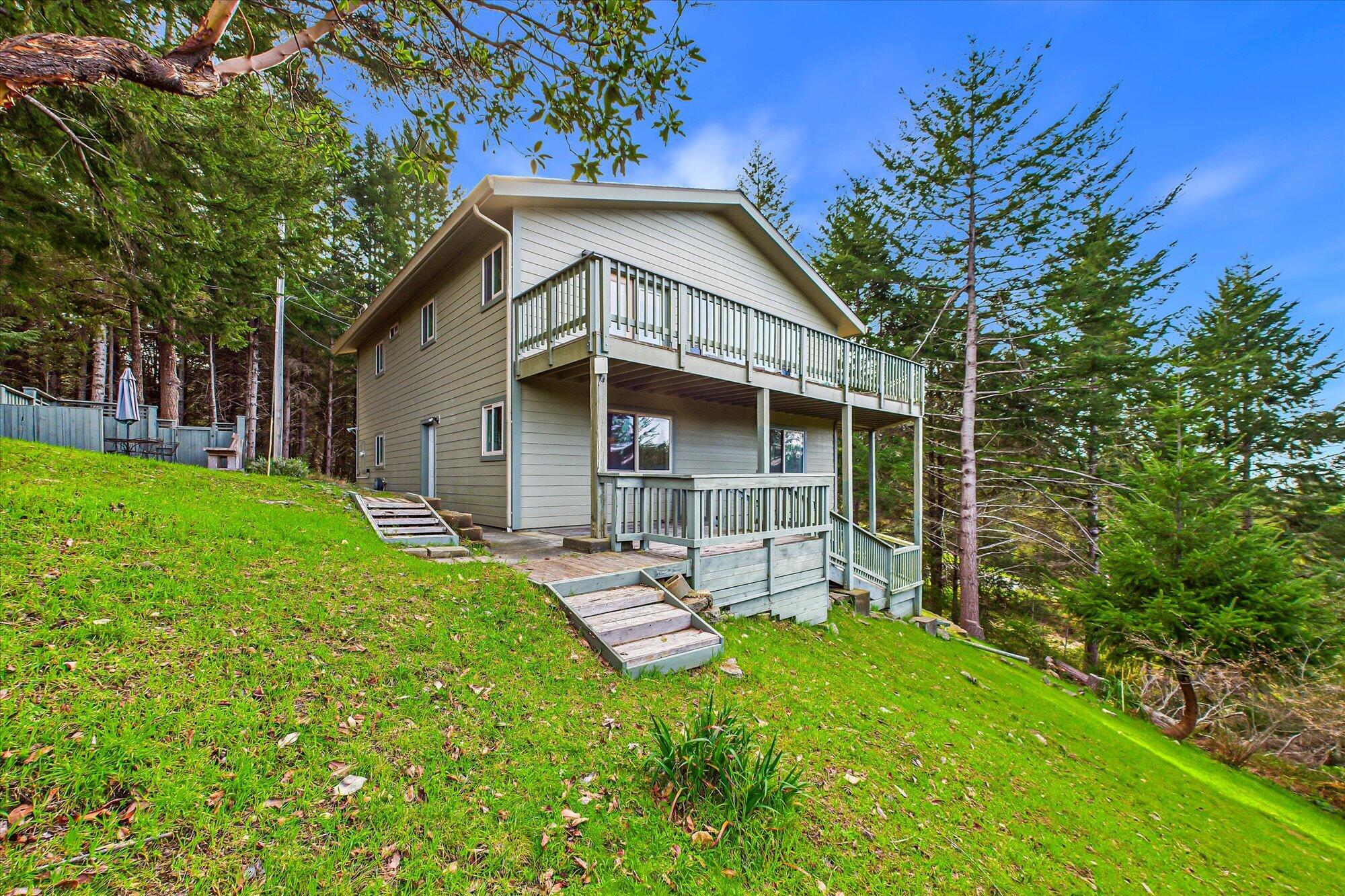 663 Redwood Road Whitethorn, CA 95589 - Photo 41 of 48