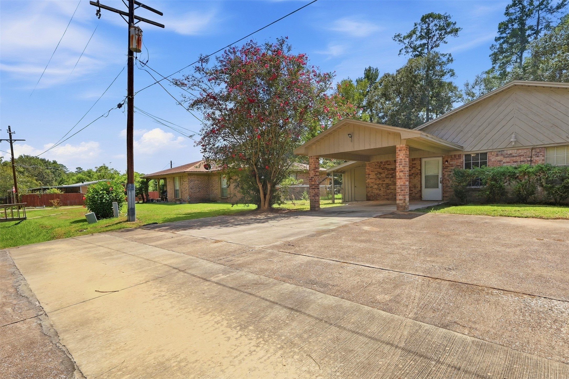 1006 Perry Street Cleveland, TX 77327 - Photo 1 of 14 Gallery Image 1