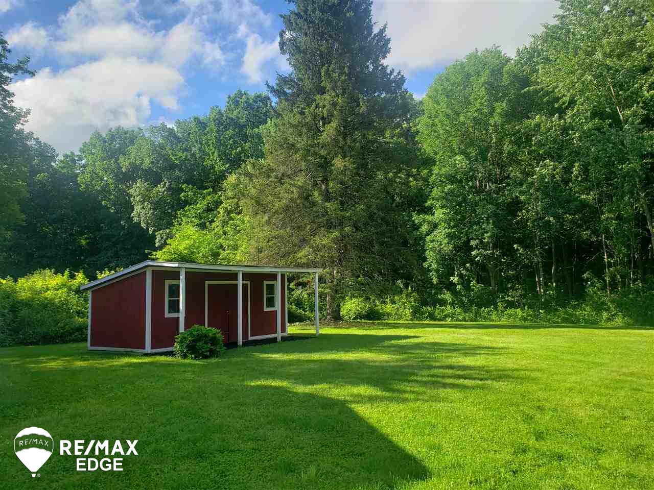 5687 West Oregon Road Lapeer, MI 48446 - Photo 38 of 57 50047127-37.JPG
