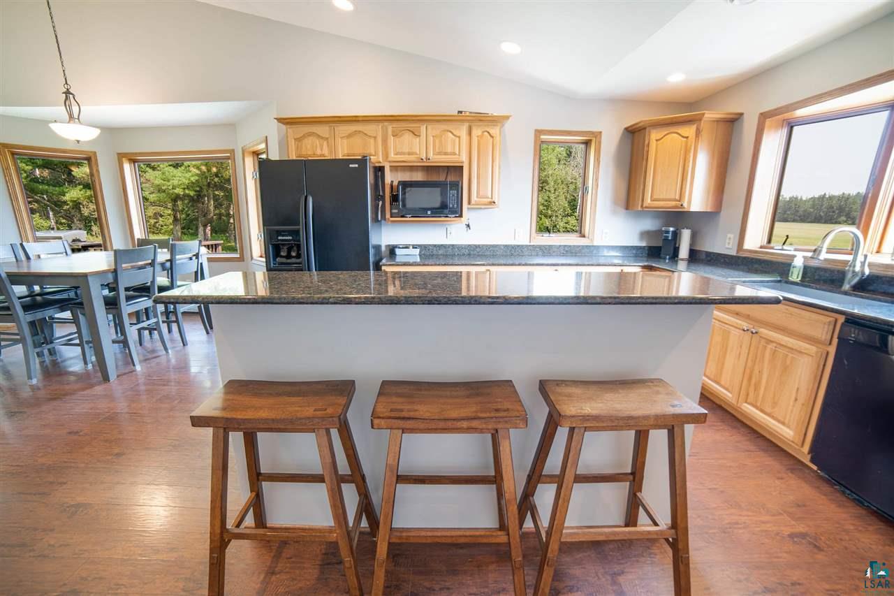 733 Valley Road Two Harbors, MN 55616 - Photo 6 of 27