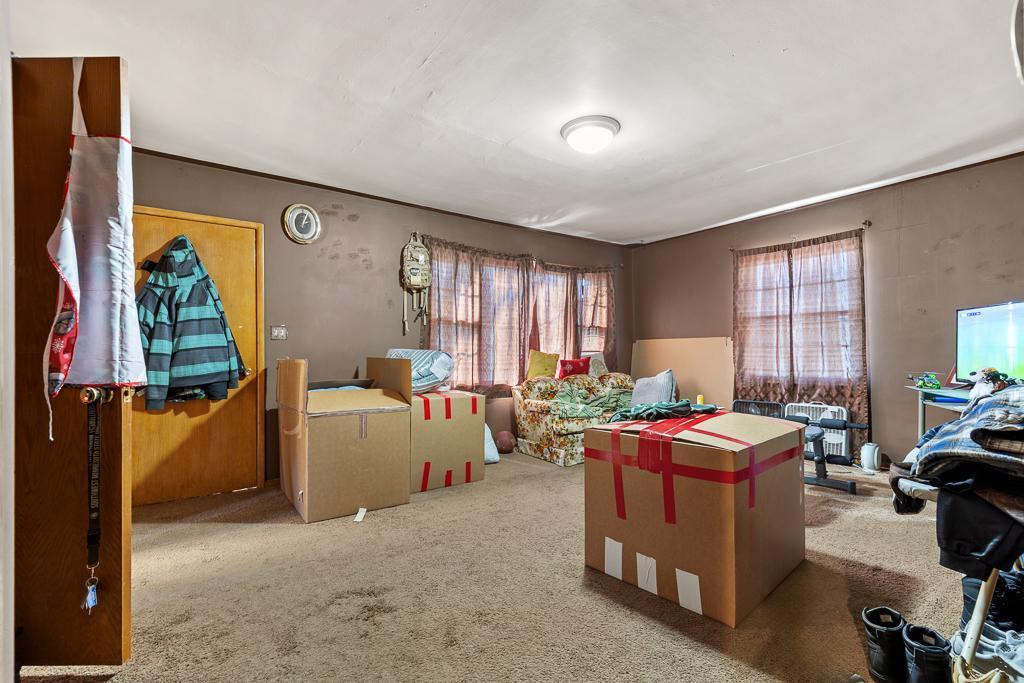 402 Mill Street Marshall, MN 56258 - Photo 3 of 29